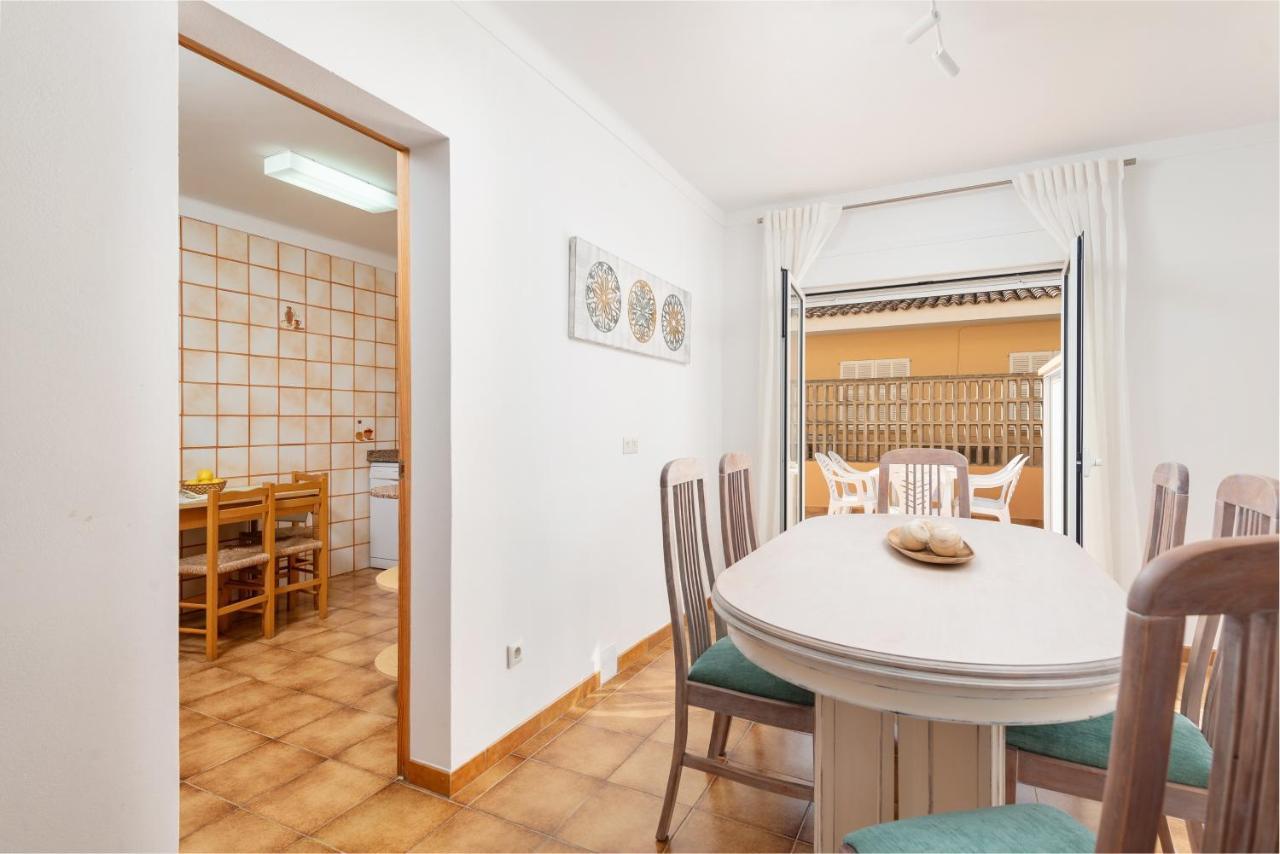 Confit Apartment *